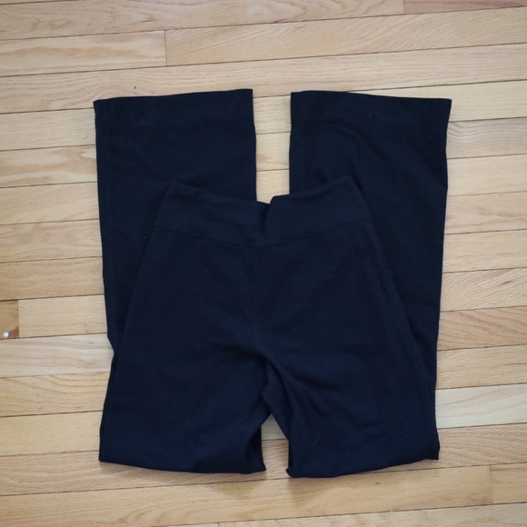 Lululemon Black Still Grounded Flare Leg Yoga Pants with Pockets Womens 2 - Picture 6 of 13